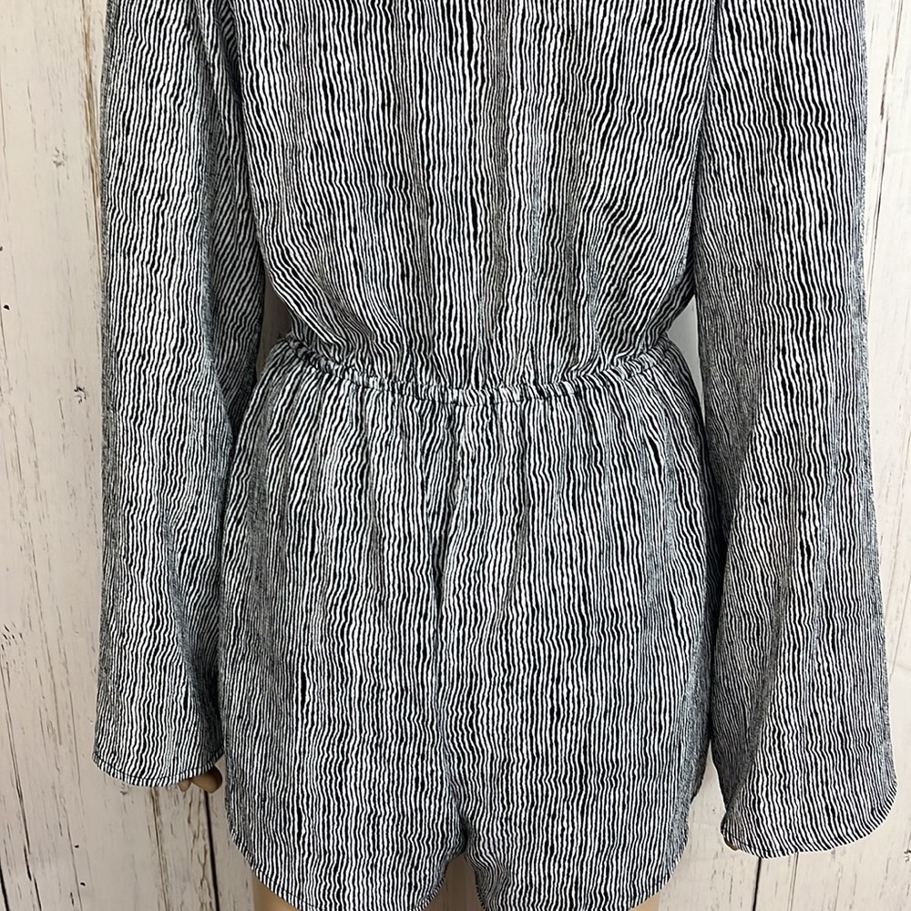 audrey 3+1 Open Front Romper - Picture 11 of 13
